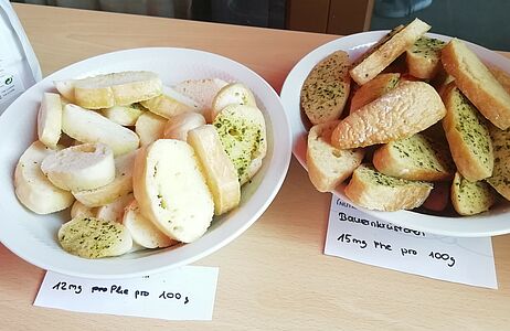 Brötchen in Scheiben mit Kräuterbutter im Backofen! ~ Kathrin